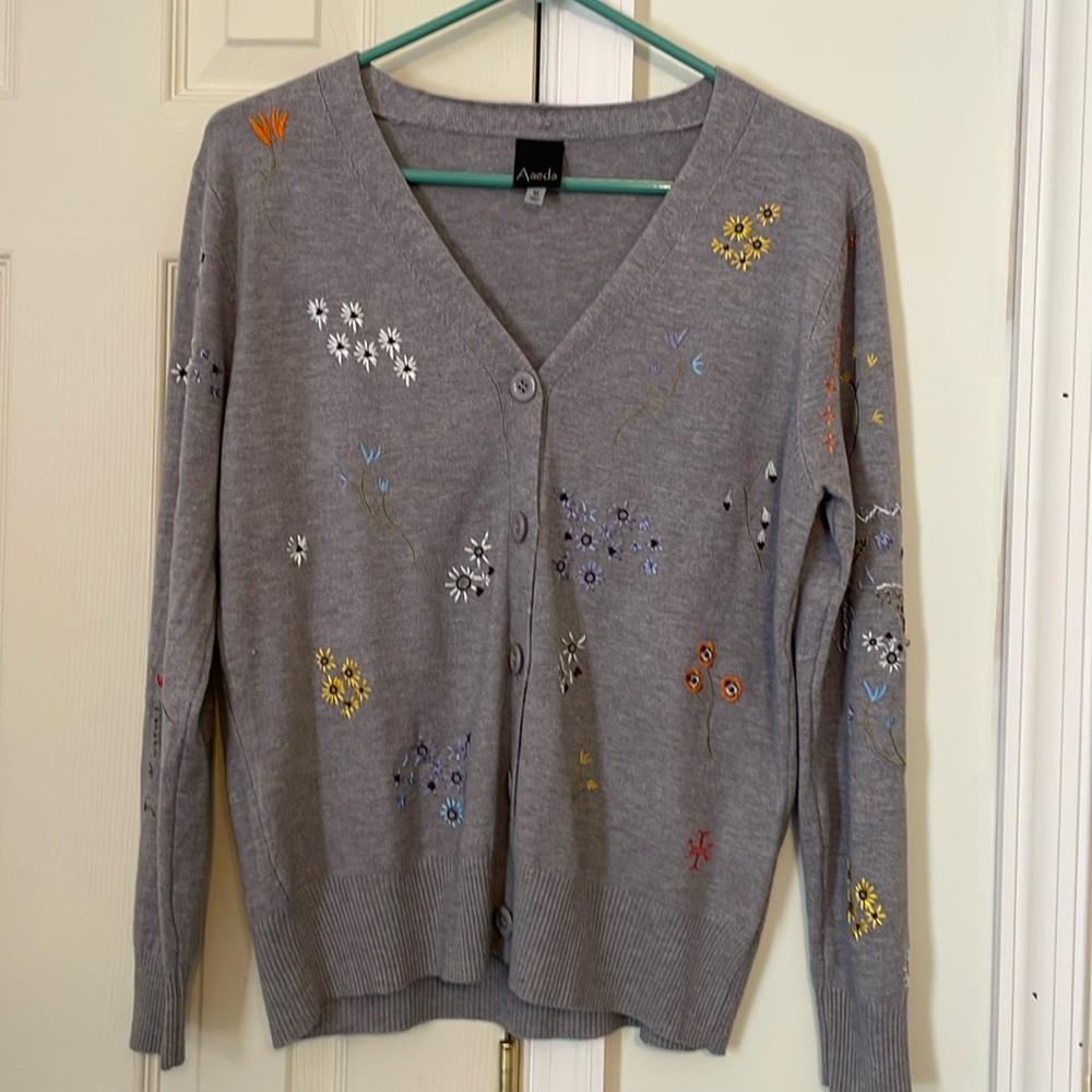 Aaeda Women's Gray Embroidered Cardigan
